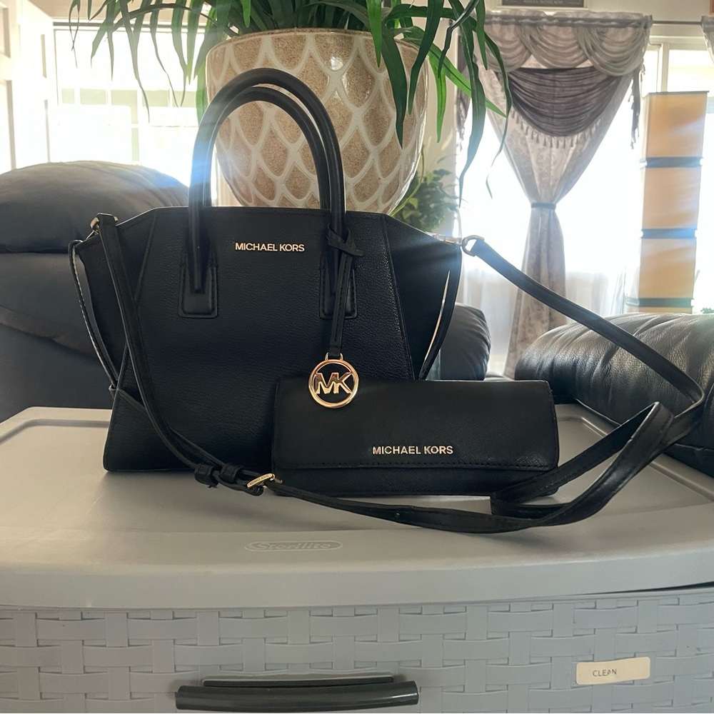 Michael Kors Black Purse and Wallet Set